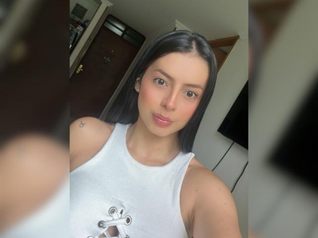 IsabellaJames - сексуальная веб-камера в реальном времени - 25011197