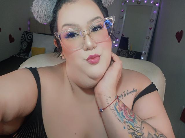 GiannaMorrys - Live porn &amp; sex cam - 25011889