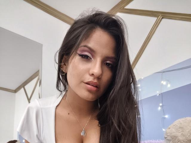 LailaBarker - Élő pornó és szexkamera - 25012437