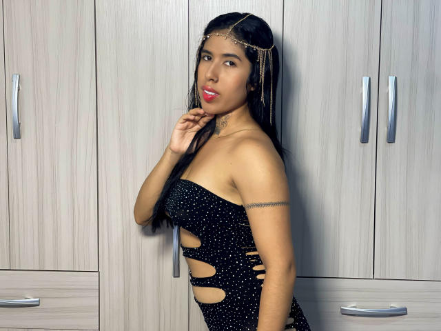 Chanelly - Live porn &amp; sex cam - 25013401