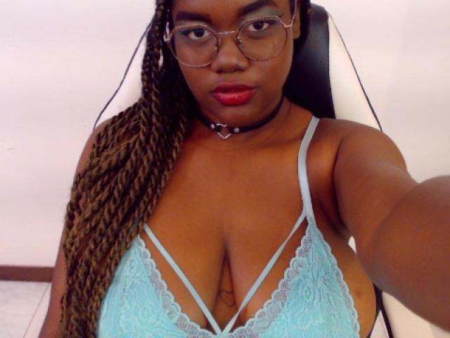 RoseBeckers - Live porn &amp; sex cam - 25015953