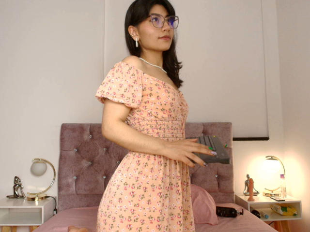 SeleneLeon - Live porn &amp; sex cam - 25016649