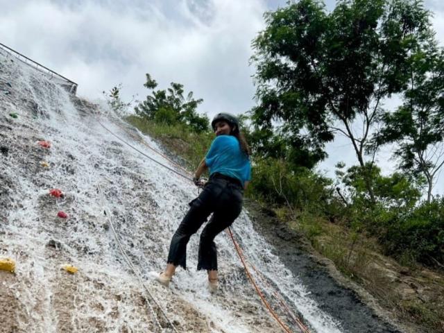 SeleneRoussel - Live sex cam - 25021617