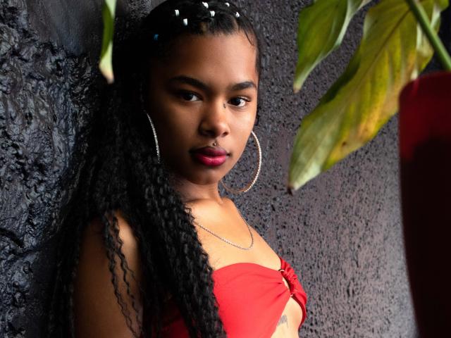 LucyLars - Sexe cam en vivo - 25021745