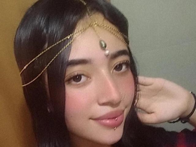 SophiiaFerrero - Live sex cam - 25024313