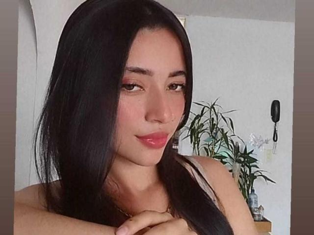 SophiiaFerrero - Camera khiêu dâm &amp; quyến rũ trực tiếp - 25024701