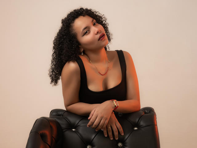 DanellaVera - Live porn &amp; sex cam - 25026317