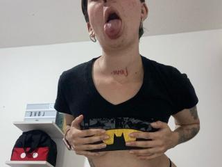 ValeriaNaughtySex - Live porn &amp; sex cam - 25028161