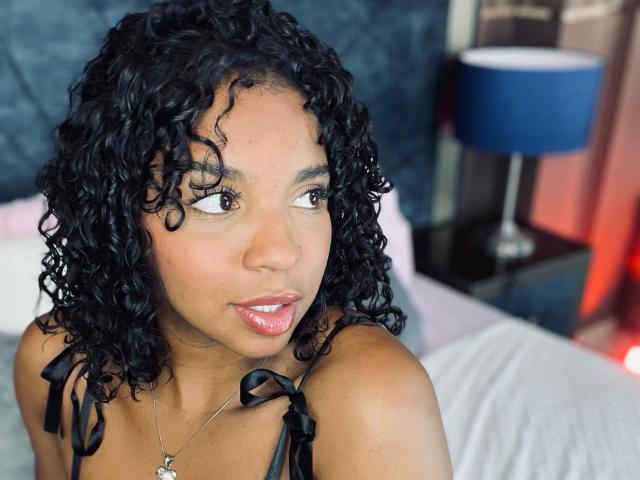 LisaMendez - Live porn &amp; sex cam - 25028529