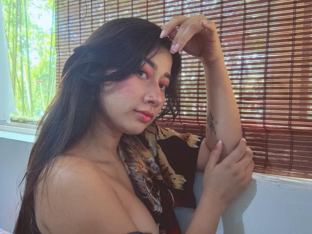 Genesiss - Live porn &amp; sex cam - 25031821