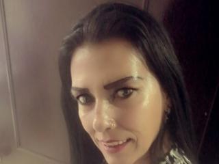 LagaGomez - Live porn &amp; sex cam - 25033721