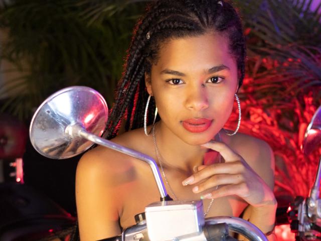 LucyLars - Live porn &amp; sex cam - 25036377