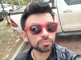 TonyGlams - сексуальная веб-камера в реальном времени - 25039229