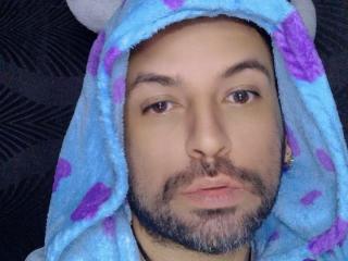 TonyGlams - Live porn &amp; sex cam - 25039285