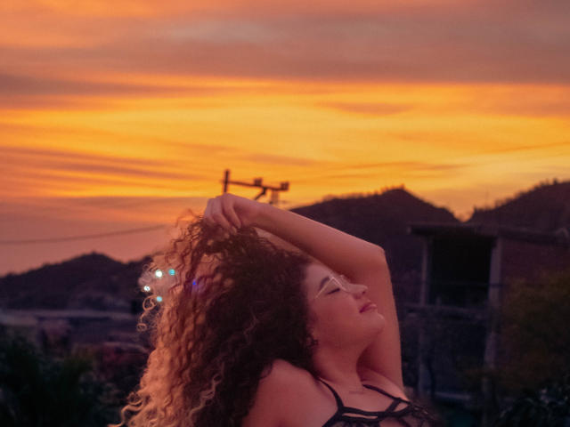 LizzaTaila - Live porn &amp; sex cam - 25040049