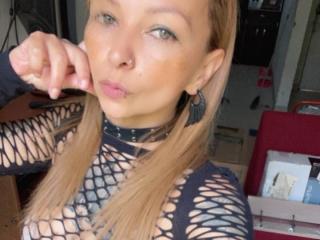 MorganCourse - Live porn &amp; sex cam - 25040785