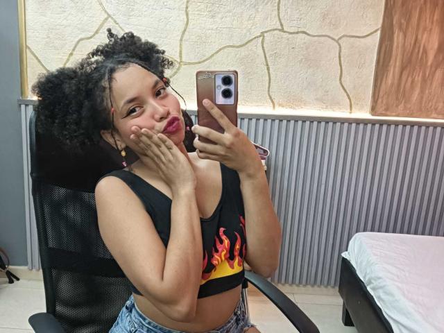 DanellaVera - Live porn &amp; sex cam - 25041517