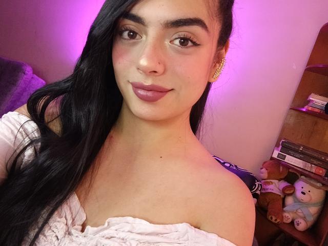 EmaRosee - Live porn &amp; sex cam - 25043653