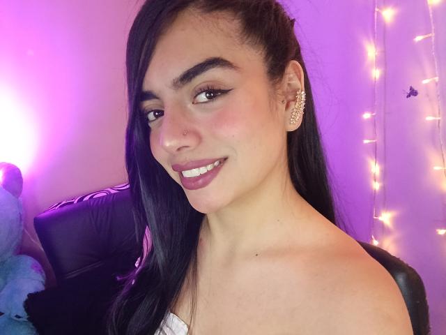 EmaRosee - Live porn &amp; sex cam - 25043737