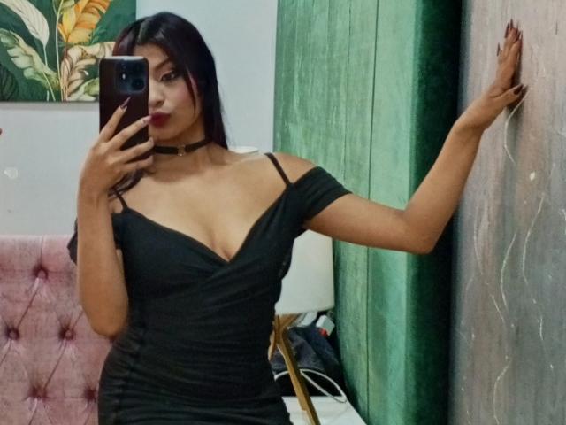 EmmaaRodriguez - Live sex cam - 25044433