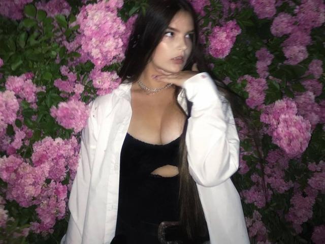 SirenScarlette - Live porn &amp; sex cam - 25049125