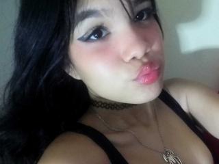 MidnightHarpy - Live porn &amp; sex cam - 25050197