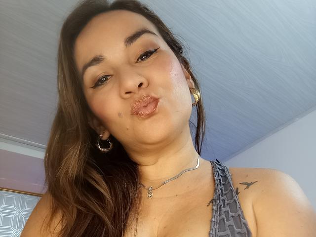 ManuelaMature - Live porn &amp; sex cam - 25053693