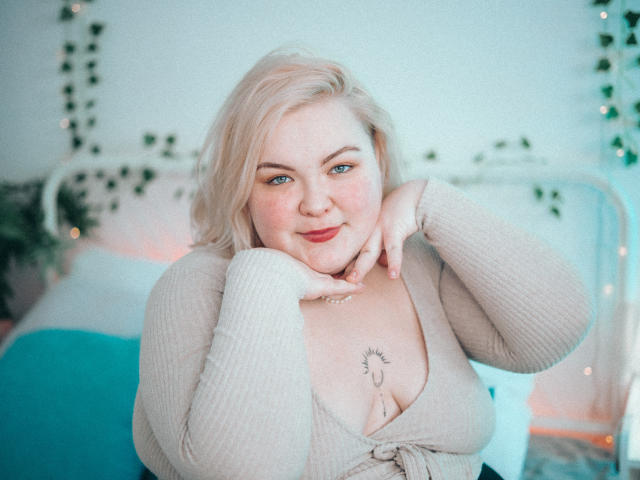 EllaBigBabe - сексуальная веб-камера в реальном времени - 25055693