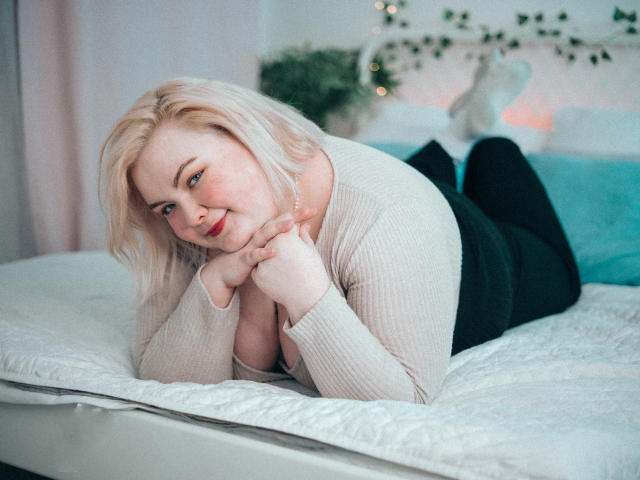 EllaBigBabe - Live porn &amp; sex cam - 25055749