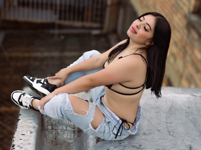 KateWelsin - Live sexe cam - 25056469