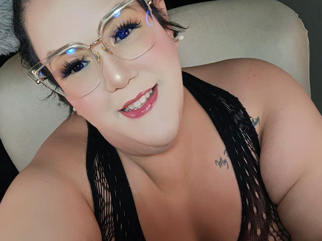 GiannaMorrys - Live porn &amp; sex cam - 25059685