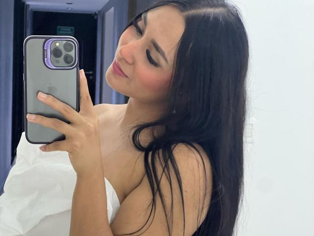 SofiaJames - Live sex cam - 25062445