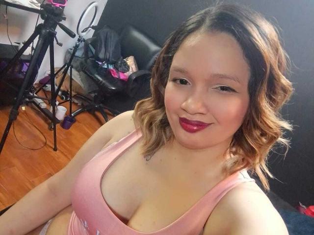 BiancaMorettii - Live porn &amp; sex cam - 25062725