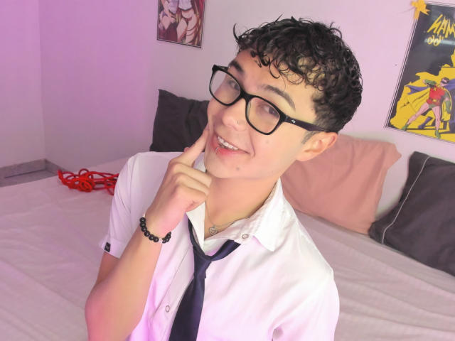 Crushnier - Live Sex Cam - 25063841