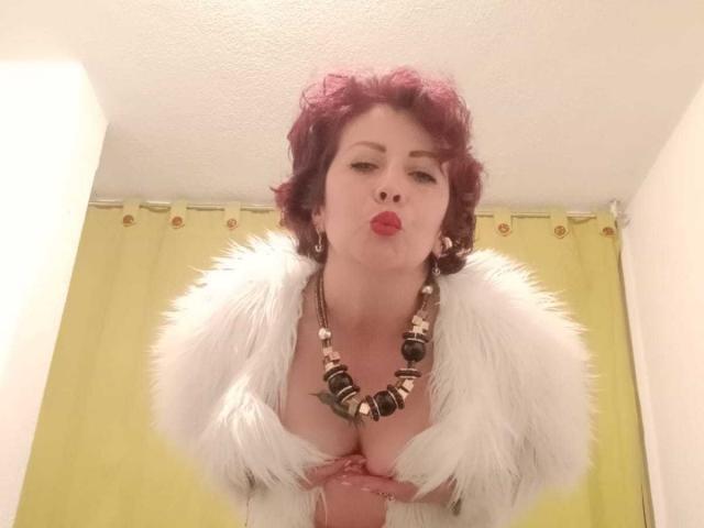 AlessandraBlanco - сексуальная веб-камера в реальном времени - 25065033