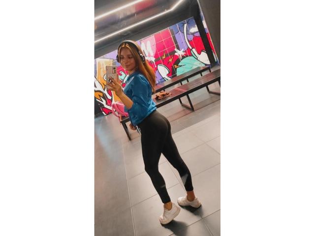 SaarahJones - Live porn &amp; sex cam - 25067197