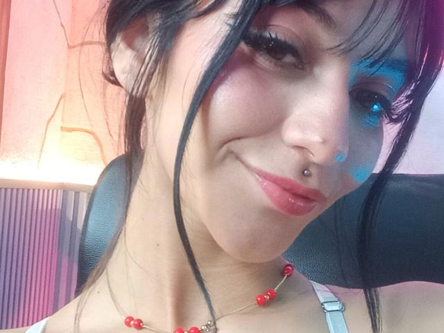 LindaWatsong - 라이브 포르노 &amp; 섹스 캠 - 25070077