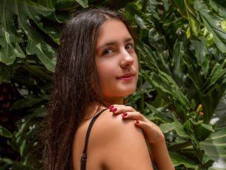 EmilyCoral - Sexe cam en vivo - 25073209