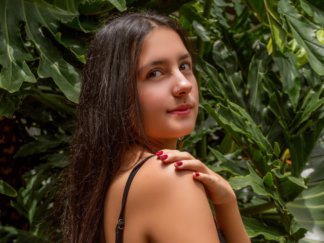 EmilyCoral - Live porn &amp; sex cam - 25073209