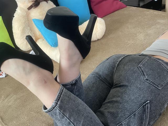 Madrinia - Live porn &amp; sex cam - 25075453