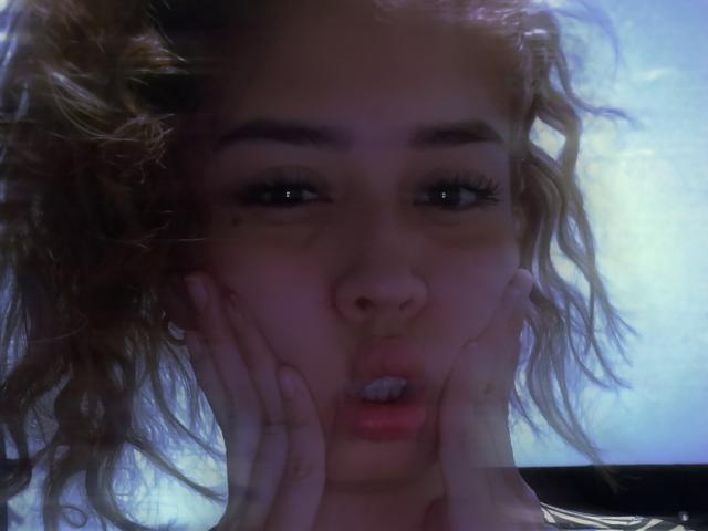 DulceFany - сексуальная веб-камера в реальном времени - 25076853