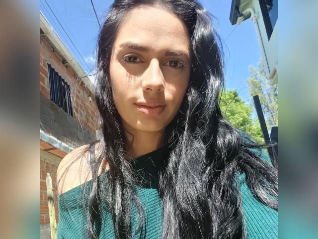 AnaisHilton - Sexe cam en vivo - 25077681