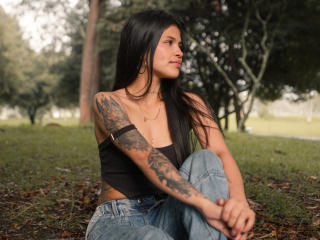 AlaiaStone - Sexe cam en vivo - 25083293