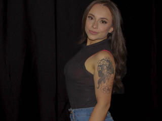 BeautyBellaX - Live porn &amp; sex cam - 25089213