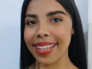 EmiliaHott69 - Live porn &amp; sex cam - 25089233