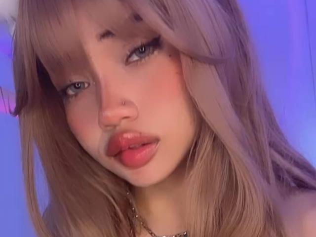 LiliMays - Live sex cam - 25090009
