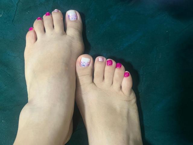 KarolReyes - сексуальная веб-камера в реальном времени - 25097945