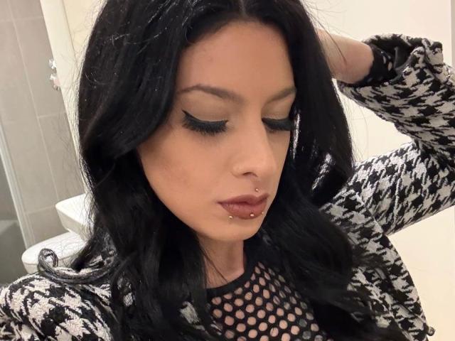Larissa-TS-hot - Live porn &amp; sex cam - 25099349