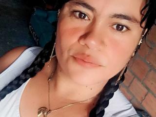 EmmaRossi - Live porn &amp; sex cam - 25099749