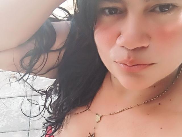 EmmaRossi - Sexe cam en vivo - 25099757